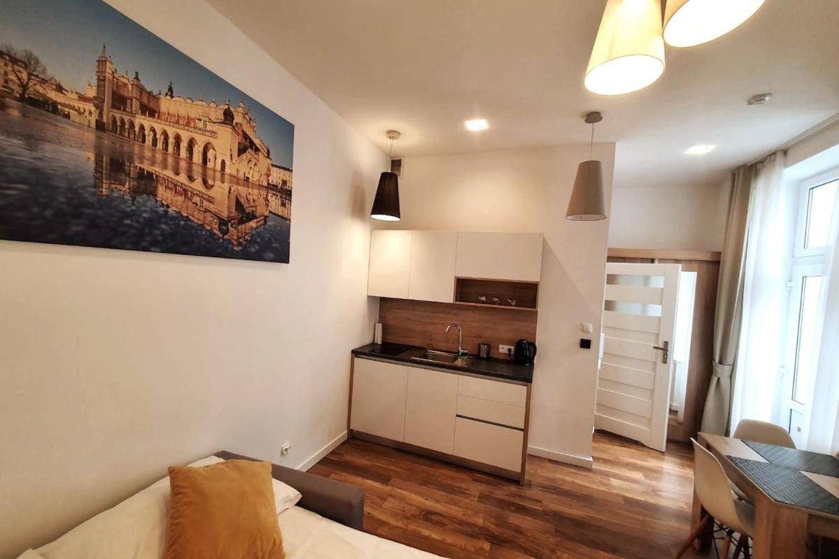 Bosacka - Old Town Cozy Apartment B16, Krakow